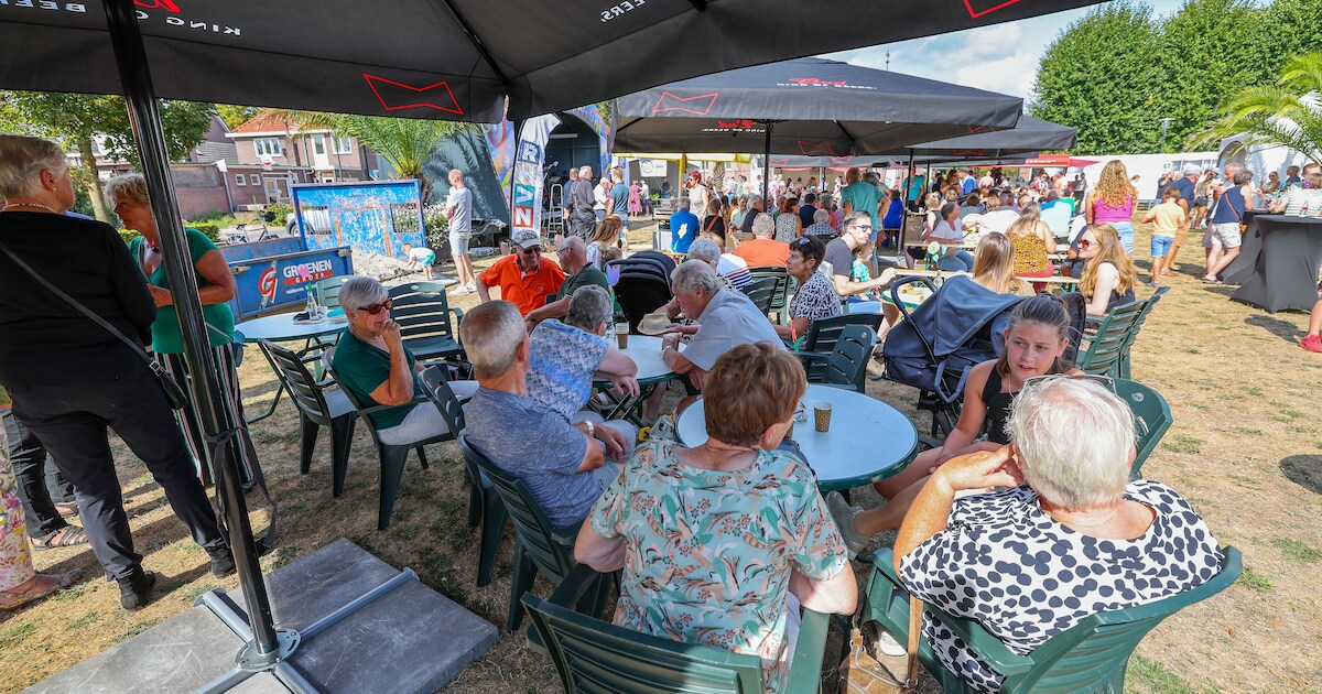 Kiosk Brunch in Riethoven biedt muziek en eten | Foto