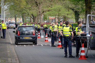 Bestuurders massaal op de bon bij grote politiecontrole in Tilburg