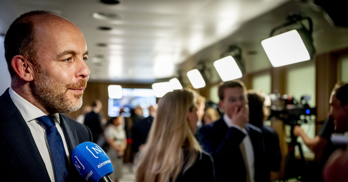 Kabinet werkt aan oplossing voor Ter Apel, mogelijk tentenkampen op eigen grond van het Rijk