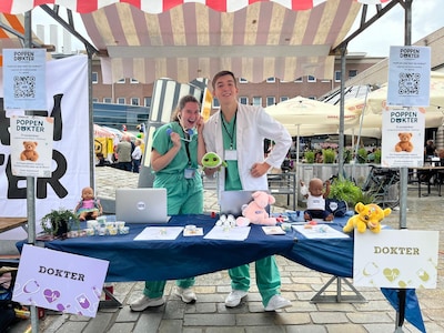 ‘Is je pop ziek, kapot of gewoon verdrietig?’ Poppendokters komen naar Valkenswaard