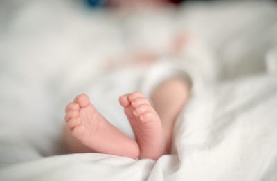 Goirle en Riel kleuren roze en blauw tijdens Baby Loss Awareness Week