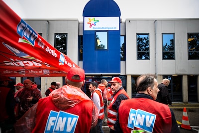 Staking bij slagroomfabriek FrieslandCampina: acties in Nuenen na onenigheid over nieuwe cao