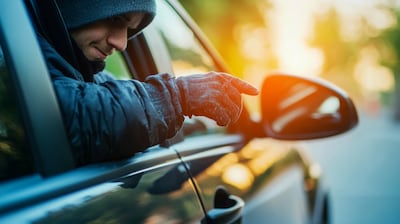 Wilde achtervolging in Tilburgse binnenstad: man kaapte met geweld auto van willekeurig slachtoffer