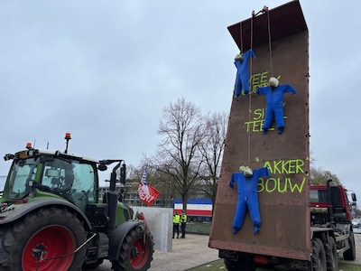 Boerenprotest in Brabant: eerste trekkers vertrekken, boosheid blijft