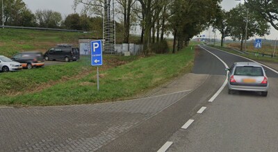 Vrouw betrapt auto-inbrekers op heterdaad, verdachten vluchten maisveld in langs A27 bij Hank