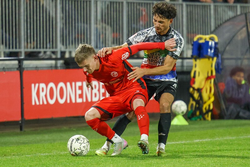 Geen sprankelend spel, maar Helmond Sport houdt voor de tweede keer op ...