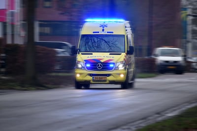 Voetganger aangereden door auto in Eindhoven, traumahelikopter opgeroepen