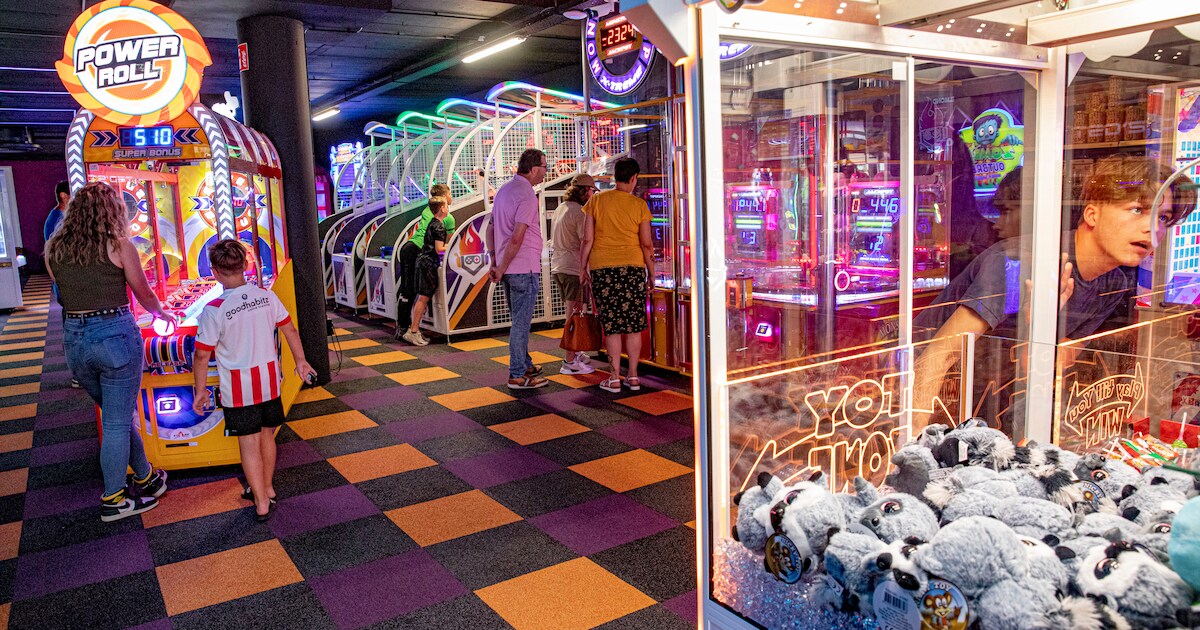 Jong en oud genieten samen bij Arcadehal: ‘Dit doet mij terugdenken aan ...