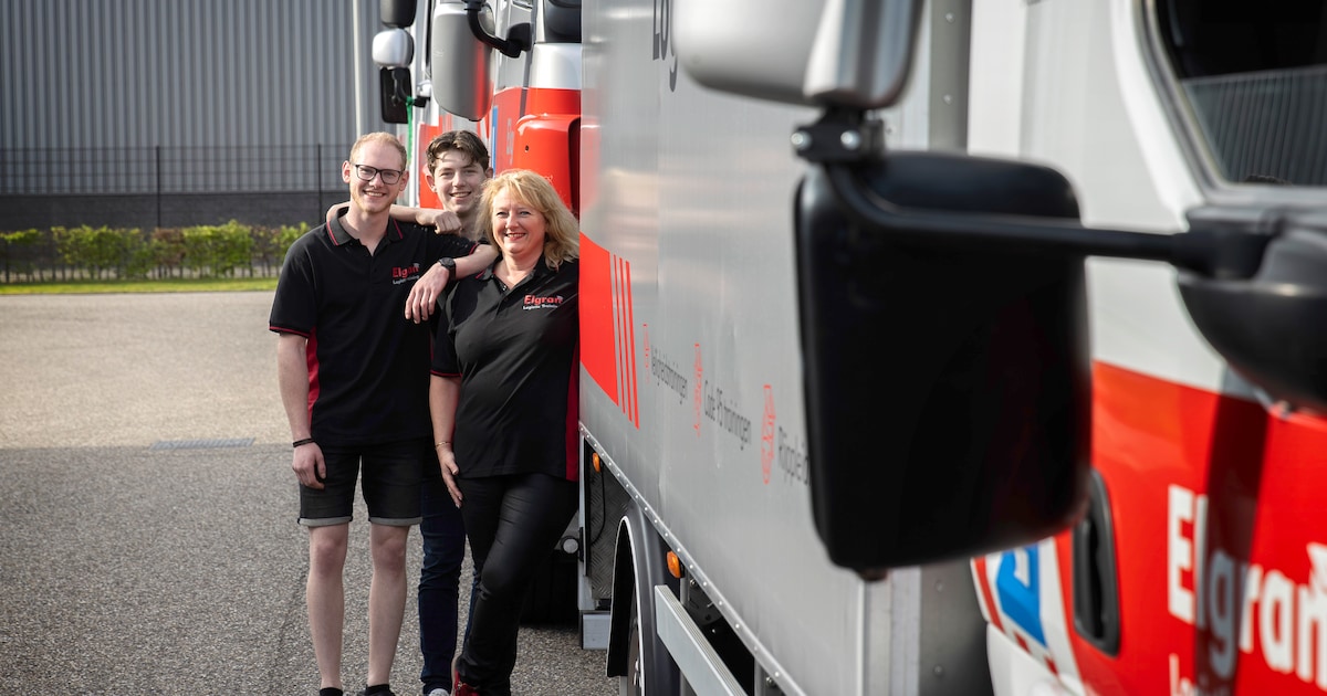 speciaal-voor-truckrun-rijbewijs-gehaald-moeder-ilse-en-zonen-niek-en