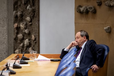 Kabinet zet ingreep WW en WIA op pauze, maar houdt vast aan bezuiniging van 6,5 miljard