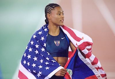 Ooit was ze de snelste vrouw ter wereld, maar nu komt vedette Marion Jones (50) met moeite de trap af