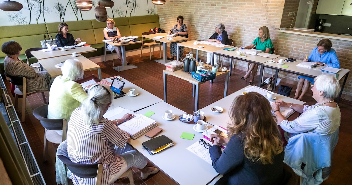 Beleggingsstudieclub voor vrouwen viert gouden jubileum, beleggen is al ...