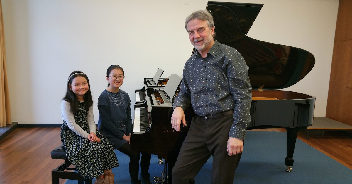 Zeer jonge pianisten winnen prijzen, met dank aan Joop Celis, uit Luyksgestel