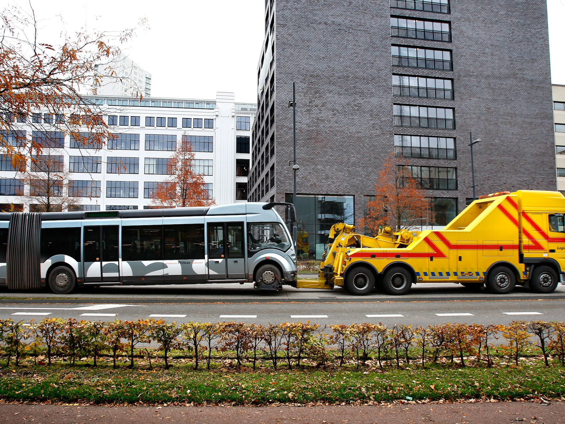 Nieuwe touringcar van VDL rijdt nog op diesel: ‘In drie kwartier kun je ...