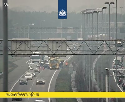 File door ongeval op A58 bij Tilburg, rijstrook dicht