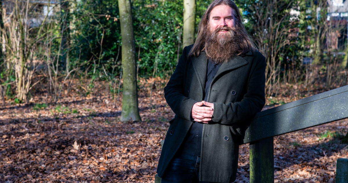 Someren wil natuur handje helpen: ‘Bepaalde struiken trekken vogels die eikenprocessierups tegengaan