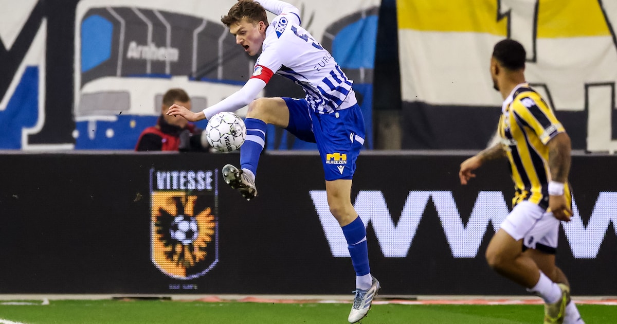LIVE | Vitesse en FC Eindhoven weer gelijk, na eigen goal van John Neeskens