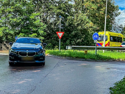 Twee auto’s zwaar beschadigd bij botsing in Best