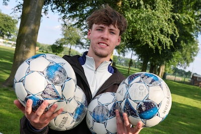 Vierklapper voor 18-jarige spits uit Someren: ‘Deze is voor jou, opa’