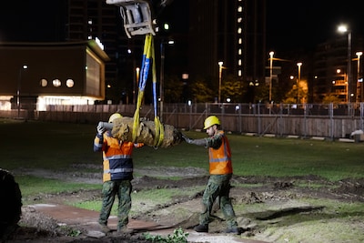 Vliegtuigbom weg van Stationsplein na bliksemoperatie