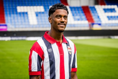 ‘Vleugelflitser’ Slory wil Willem II-supporters laten smullen: ‘Inzet, passie en acties: ik speel vo