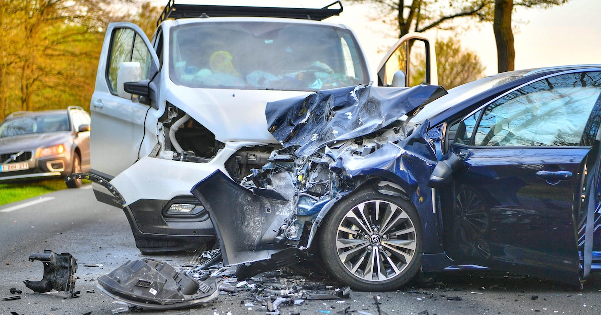 Spanjaard (29) moet de cel in: veroorzaakte frontale botsing op N69 bij ...