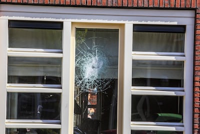 Zoon van ‘Godfather van Oss’ opnieuw in de verdachtenbank, nu voor aanslag met handgranaat in Eindho