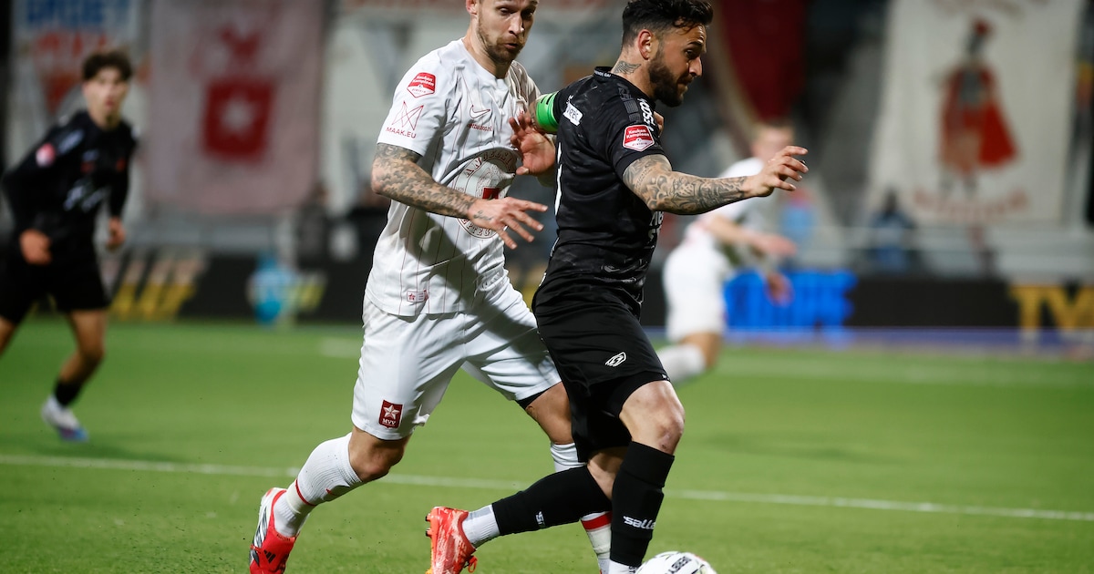 Vuurwerk legt duel tussen MVV en Helmond Sport tien minuten stil, maar doelpunten blijven uit