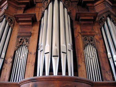 Toon Ijzerman speelt Bach en Buxtehude op orgels St. Lambertuskerk in Helmond