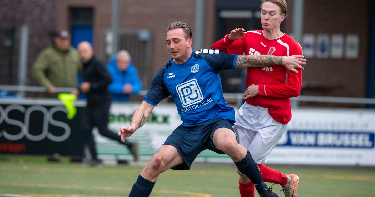15-jarige Stan Mennen debuteert bij het eerste van SJVV: ‘Hij is echt ...