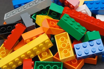 Kinderen leren programmeren met Lego in Bibliotheek Eindhoven
