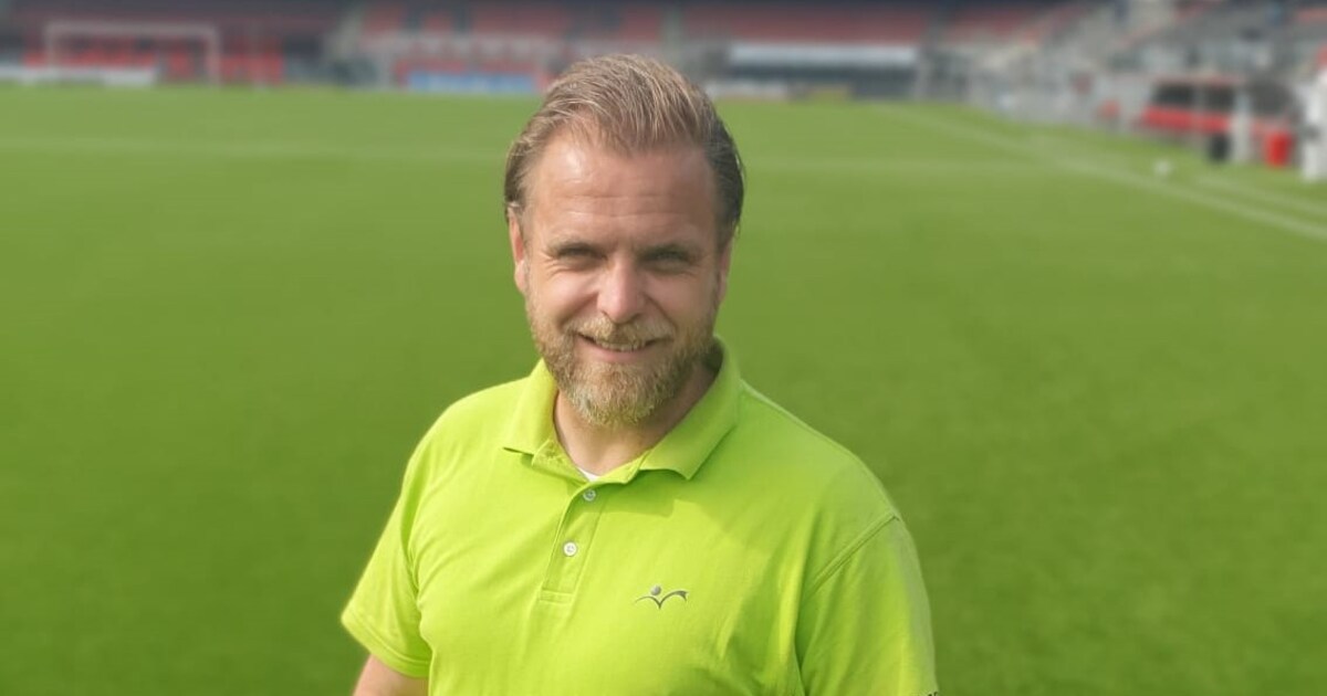 Jorn (41) is uitvoerder in de sportveldenbouw: ‘Alle kunstgrasvelden in ...
