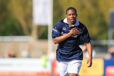Deze Helmonder duikt mede dankzij voetbalcrisis in Curaçao op in de derde divisie: ‘Heel enthousiast