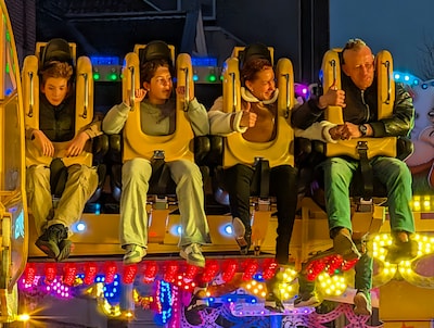 Nagenieten met deze foto’s van de Voorjaarskermis in Helmond 2026