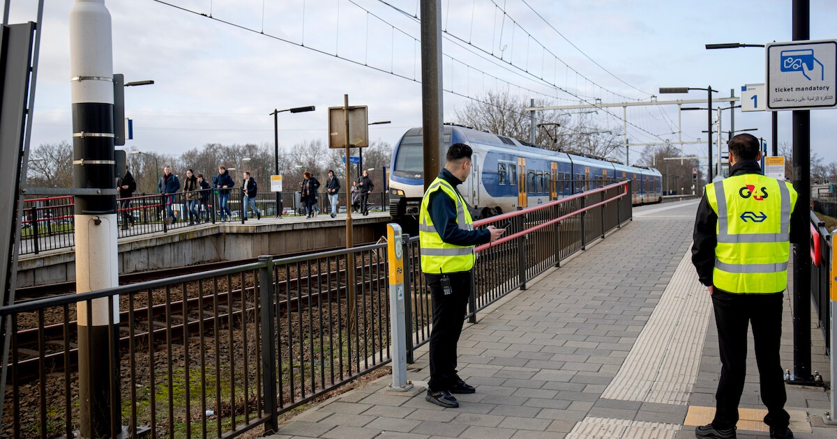 NS dreigt door te rijden bij station Maarheeze vanwege ‘agressief gedrag’ van asielzoekers