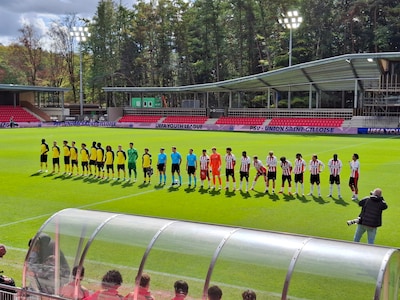 LIVE | Talenten van PSV mogen weer aan de bak tegen leeftijdsgenoten van Napoli, bekijk hier de opst
