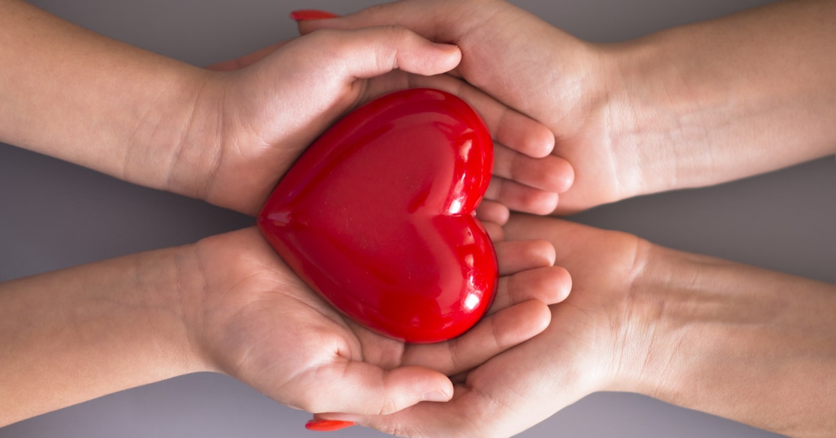 Kinderen in Helmond zetten moeders in het zonnetje met actie in Winkelcentrum De Bus