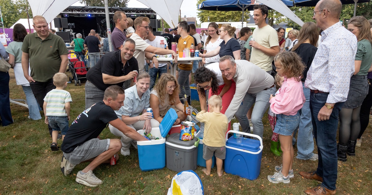 Koelboxpop met bier, cassis, cola en kaasplank zet Olland op z’n kop ...