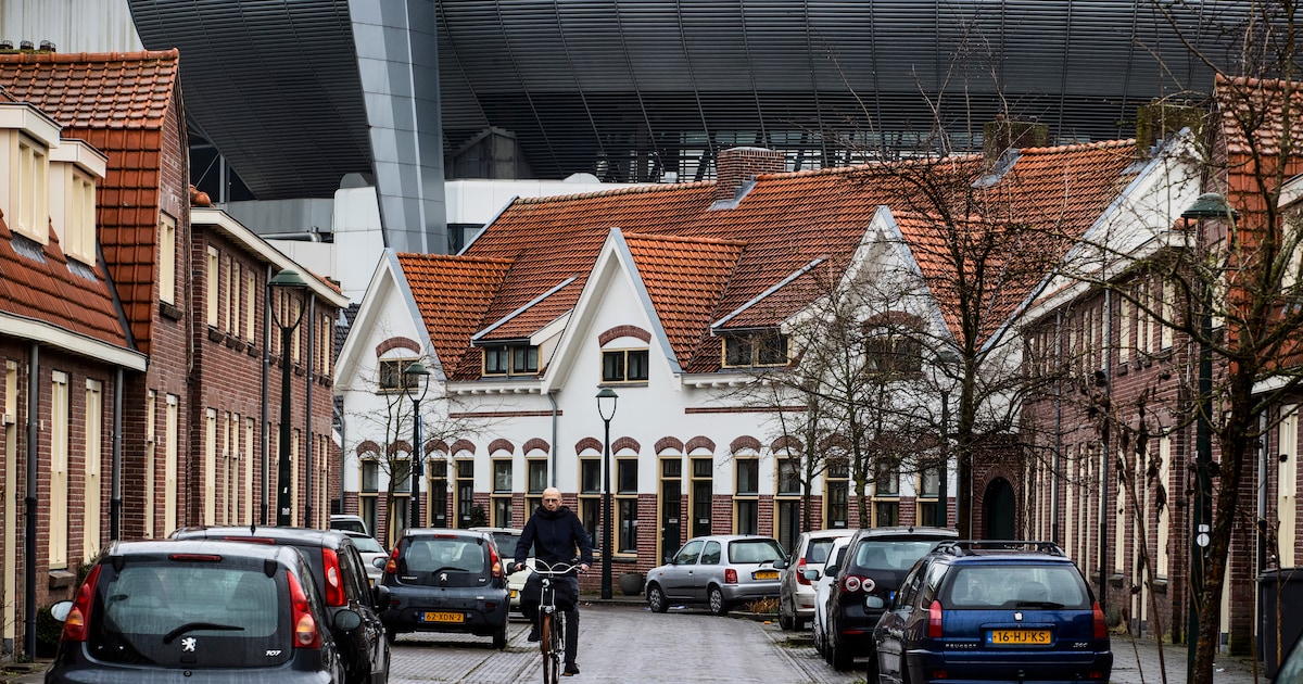 Waarom buurtbewoners de uitbreiding van het Philips Stadion slikken, maar wel met argusogen volgen