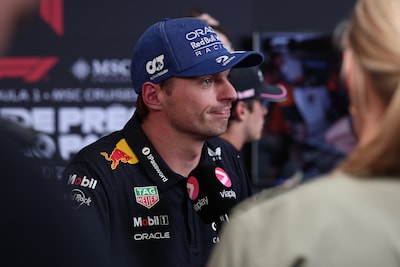 Max Verstappen ziet geen kans meer op titel na pijnlijke kwalificatie: ‘Kan er een half uur over lullen, maar het loopt niet’