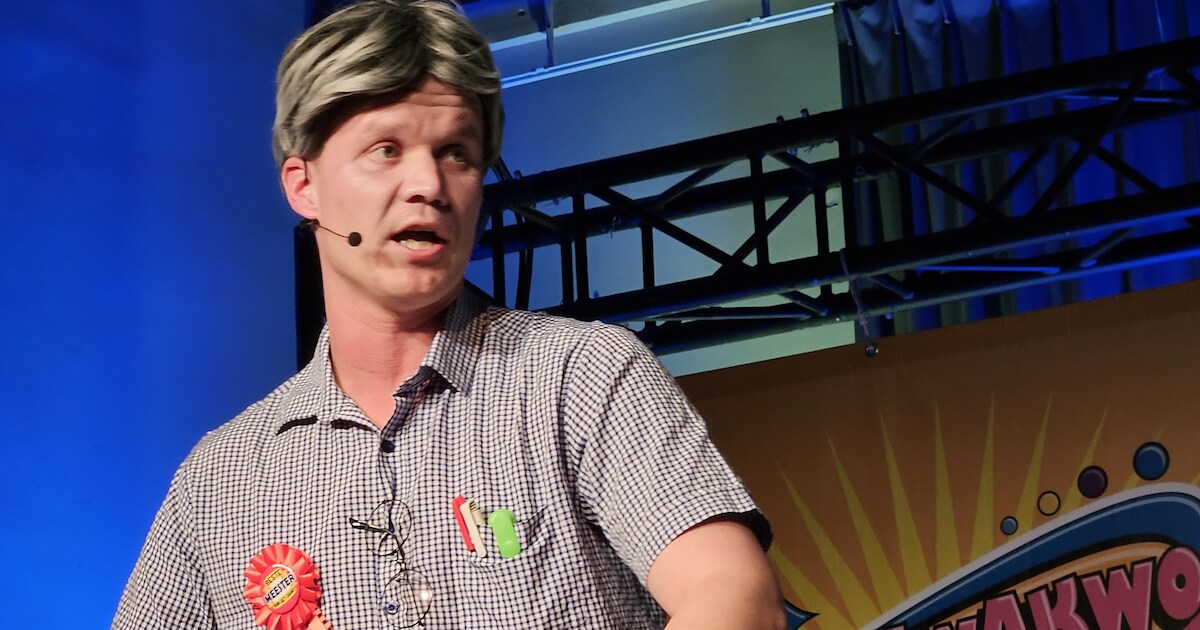 Reuselse sterrenshow slaat spijker op z’n kop met mix van ervaren tonpraters en lokaal talent | Reus