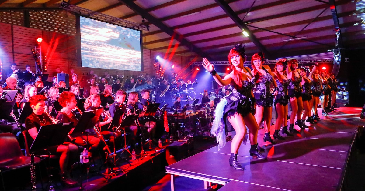 Concert fanfareorkest St. Cecilia en harmonieorkest Juliana in Someren-Eind