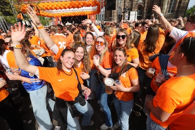 Alleen maar feest op Koningsdag in uitgelaten Eindhoven