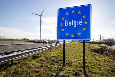 Omleidingen door ongeluk op snelweg in België, files in Brabant zijn voorbij