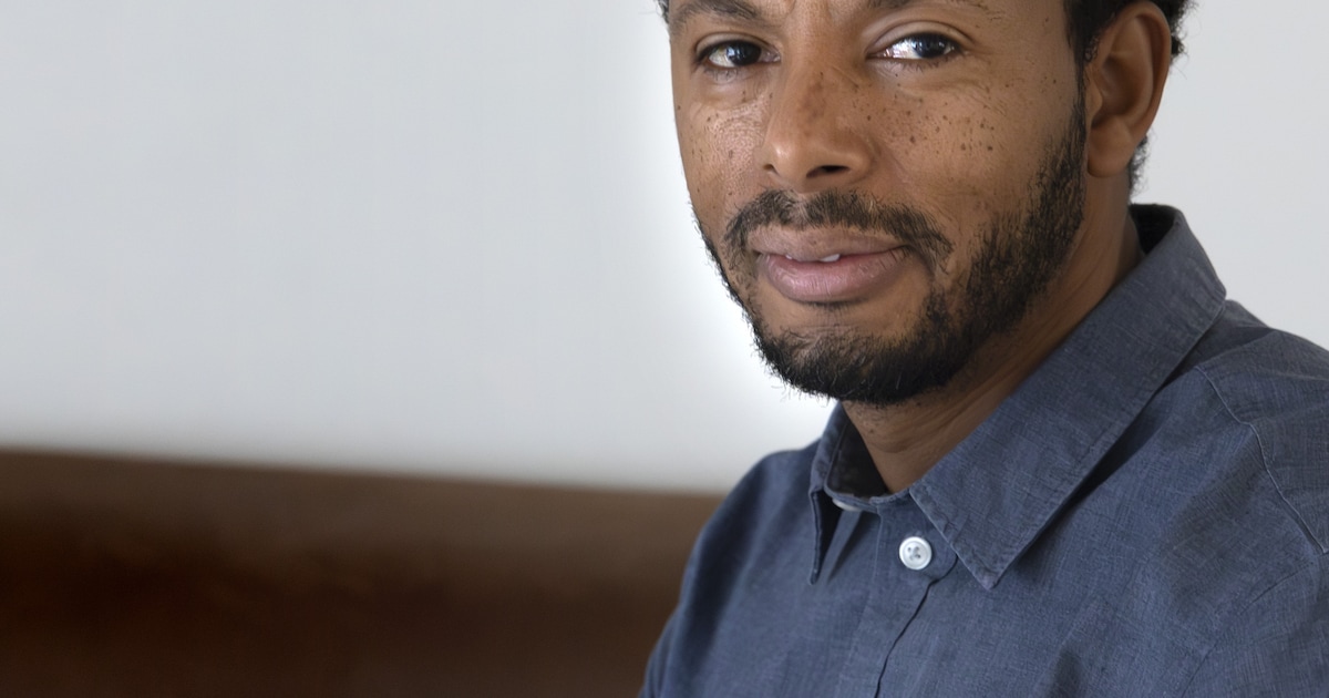 Eyob (41) traded Ethiopia for Eindhoven: ‘The changing seasons make life exciting’