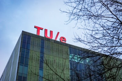 Politie ingezet bij verkiezingsactie Libertaire Partij op TU-terrein in Eindhoven