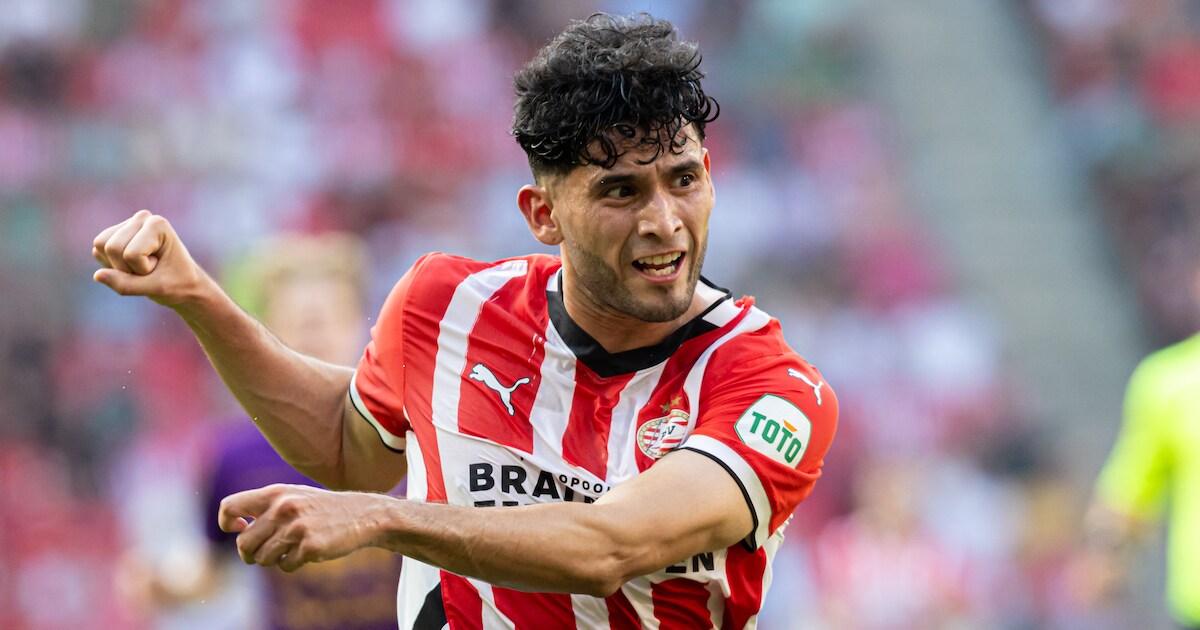 Clubs azen nog altijd op PSV-spits Pepi, die mogelijk iets later ...