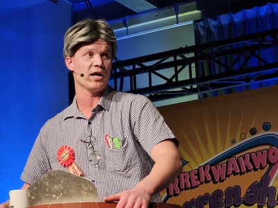 Reuselse sterrenshow slaat spijker op z’n kop met mix van ervaren tonpraters en lokaal talent