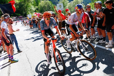 Giro d’Italia etappe 16 | Thymen Arensman moet aan de bak in korte en explosieve bergrit