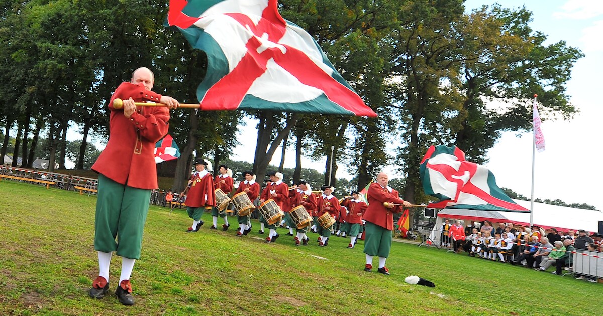 Verbroederingsfeest 2.0 in Leenderstrijp: Het gilde is niet oubollig, behalve het gildepak dan